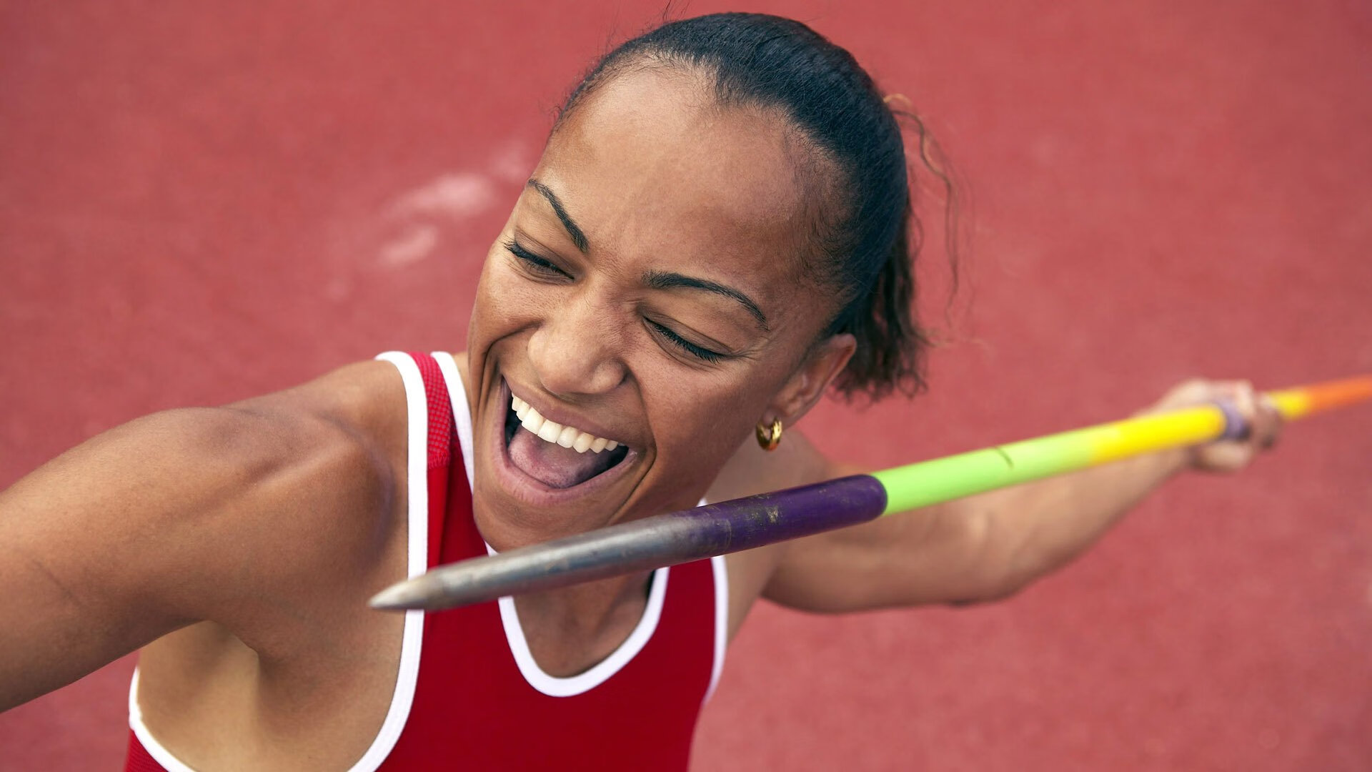 巅峰对决：历史上的经典年度总决赛集锦，巅峰对决总冠军是谁